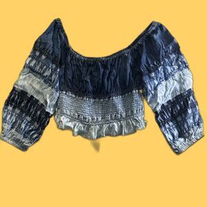 Anthropologie Pilcro Blue Ombre Chambray Smocked Crop Top Peasant Large